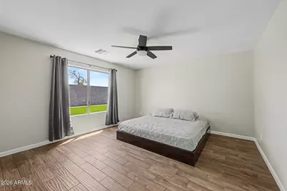 10993 W Loma Lane, Peoria, AZ 85345 - Photo 11