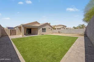 10993 W Loma Ln, Peoria, AZ 85345 - Photo 23