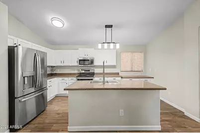 10993 W Loma Lane, Peoria, AZ 85345 - Photo 7