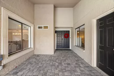 8649 N Willowrain Court, Scottsdale, AZ 85258 - Photo 5