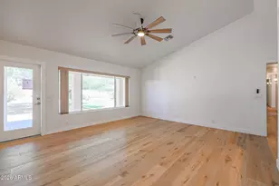 5542 W Northwood Dr, Glendale, AZ 85310 - Photo 33