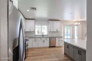 5542 W Northwood Dr, Glendale, AZ 85310 - Photo 7
