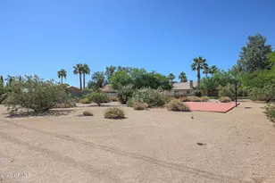 5542 W Northwood Dr, Glendale, AZ 85310 - Photo 39