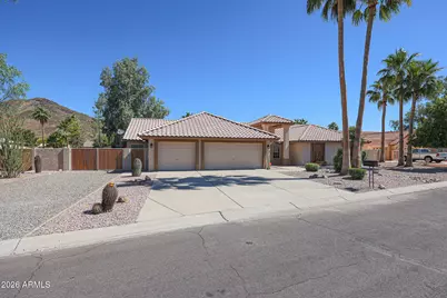 5542 W Northwood Drive, Glendale, AZ 85310 - Photo 1