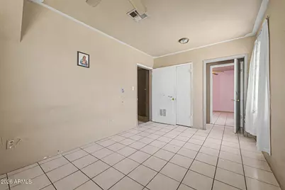 6435 S 5th Avenue, Phoenix, AZ 85041 - Photo 13