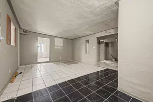 6435 S 5th Ave, Phoenix, AZ 85041 - Photo 7