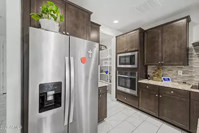 14916 N 56th Drive, Glendale, AZ 85306 - Photo 11