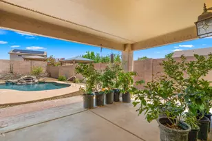4820 E Melinda Ln, Phoenix, AZ 85054 - Photo 33