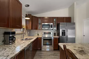 4820 E Melinda Ln, Phoenix, AZ 85054 - Photo 13