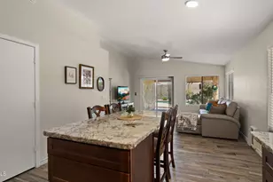 4820 E Melinda Ln, Phoenix, AZ 85054 - Photo 17