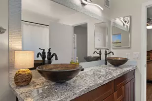 4820 E Melinda Ln, Phoenix, AZ 85054 - Photo 25