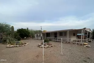 34270 S Bertha St, Black Canyon City, AZ 85324 - Photo 27