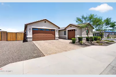 18542 W Seldon Lane, Waddell, AZ 85355 - Photo 7