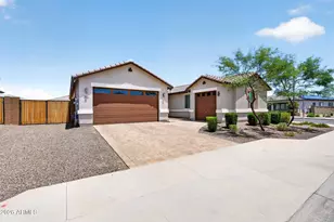 18542 W Seldon Ln, Waddell, AZ 85355 - Photo 7