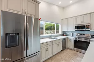 14644 N 43rd Pl, Phoenix, AZ 85032 - Photo 11