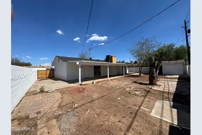 3026 N 40th Drive, Phoenix, AZ 85019 - Photo 15