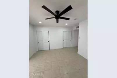 3026 N 40th Drive, Phoenix, AZ 85019 - Photo 9