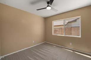 8434 W Dreyfus Dr, Peoria, AZ 85381 - Photo 29
