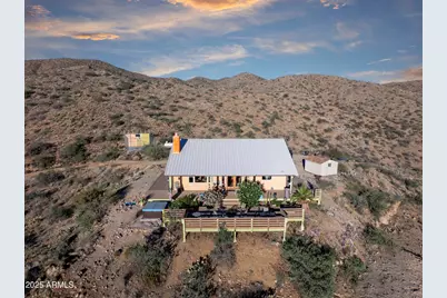 5975 W Aurora Hills Road, Morristown, AZ 85342 - Photo 21