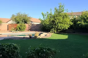 1289 E Iris Dr, Chandler, AZ 85286 - Photo 37