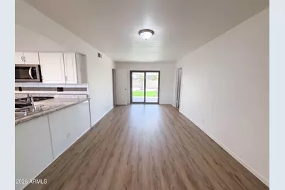 19825 N 5th Drive, Phoenix, AZ 85027 - Photo 1