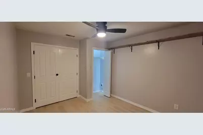 6834 S 40th Lane, Phoenix, AZ 85041 - Photo 5