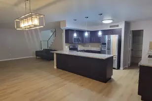 6834 S 40th Ln, Phoenix, AZ 85041 - Photo 3