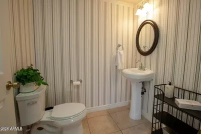5514 E Paradise Drive, Scottsdale, AZ 85254 - Photo 11
