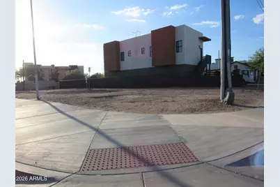 410 W Yavapai Street #13, Phoenix, AZ 85003 - Photo 3