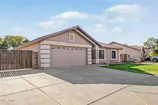 2228 S Banning St, Gilbert, AZ 85295 - Photo 3