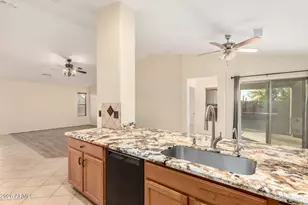 44213 W Cypress Ln, Maricopa, AZ 85138 - Photo 5