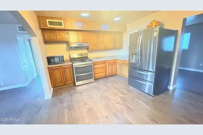 11427 N 112th Drive, Youngtown, AZ 85363 - Photo 7