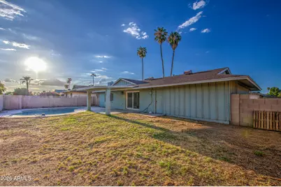 4031 W Denton Lane, Phoenix, AZ 85019 - Photo 23