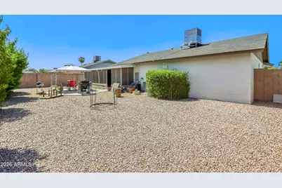 10505 W Echo Lane, Peoria, AZ 85345 - Photo 13