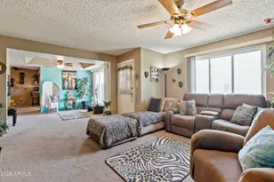 10505 W Echo Ln, Peoria, AZ 85345 - Photo 5
