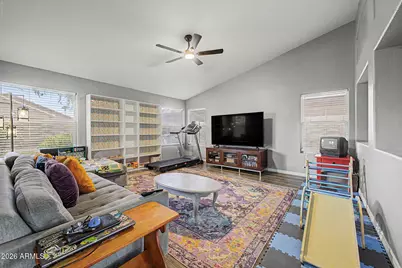 8227 W Harmony Lane, Peoria, AZ 85382 - Photo 5