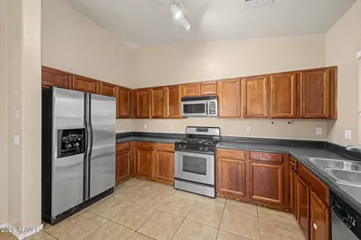 14867 W Wethersfield Road, Surprise, AZ 85379 - Photo 7
