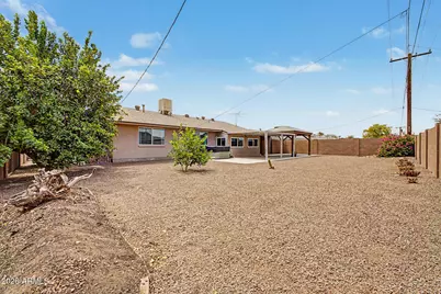 10002 W Desert Hills Drive, Sun City, AZ 85351 - Photo 27