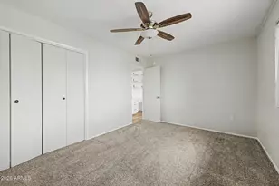 10002 W Desert Hills Dr, Sun City, AZ 85351 - Photo 19