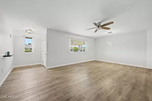 10002 W Desert Hills Dr, Sun City, AZ 85351 - Photo 9