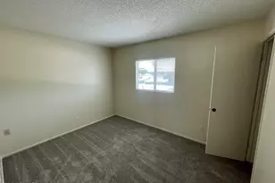 613 N Pioneer Cir, Mesa, AZ 85203 - Photo 13