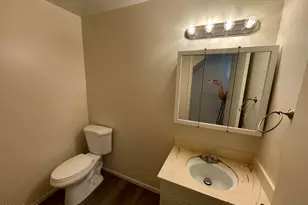 613 N Pioneer Cir, Mesa, AZ 85203 - Photo 9