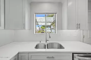 4209 E Friess Dr, Phoenix, AZ 85032 - Photo 13