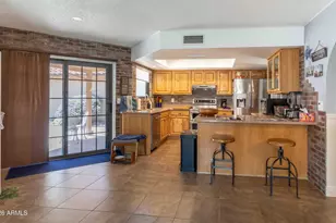 12326 S Shoshoni Dr, Phoenix, AZ 85044 - Photo 9
