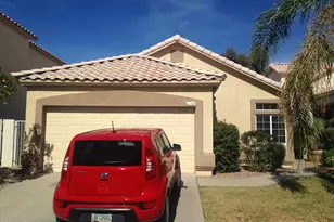629 S Oak St, Gilbert, AZ 85233 - Photo 1