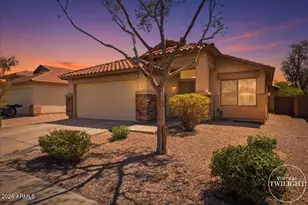 6915 S 50th Dr, Laveen, AZ 85339 - Photo 1