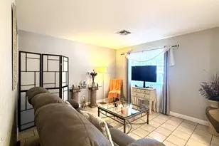 7129 W Toronto Way, Phoenix, AZ 85043 - Photo 9