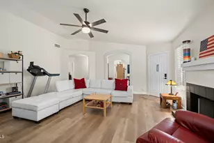 20461 N 105th Ave, Peoria, AZ 85382 - Photo 9