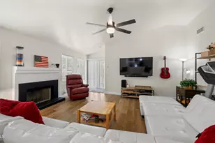 20461 N 105th Ave, Peoria, AZ 85382 - Photo 7