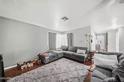 10122 W Turney Avenue, Phoenix, AZ 85037 - Photo 5